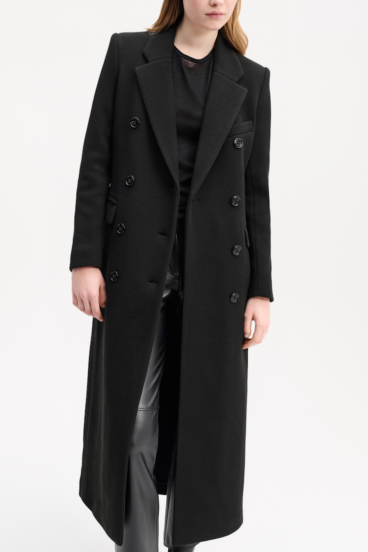 Dorothee Schumacher Extra long fitted coat pure black