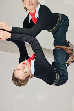 Dorothee Schumacher Cardigan with contrast collar pure black