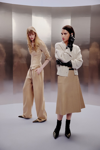 Dorothee Schumacher Leather skirt almond