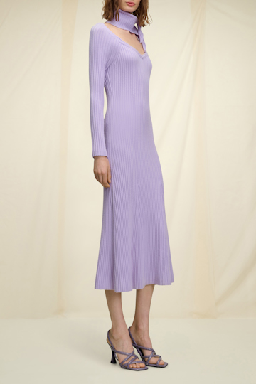 SMOOTH SILHOUETTES dress + scarf