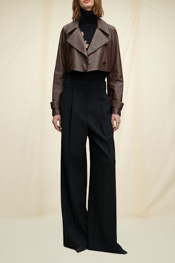 SLEEK STATEMENT jacket