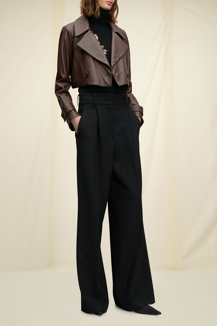 SLEEK STATEMENT jacket