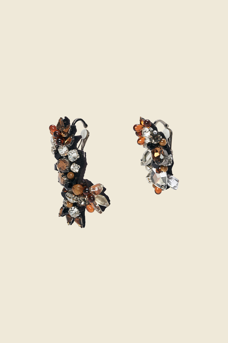 BE BEJEWELLED asymmetric earrings
