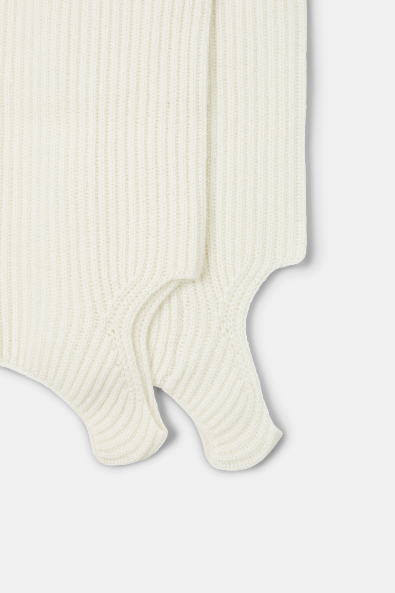 Dorothee Schumacher CASHMERE LEGWARMERS camellia white