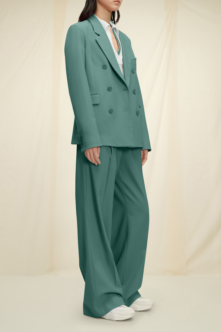 STRIKING LIGHTNESS jacket