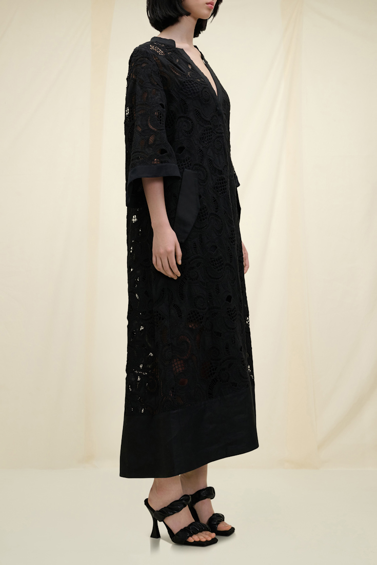 GENEROUS GAZE dress