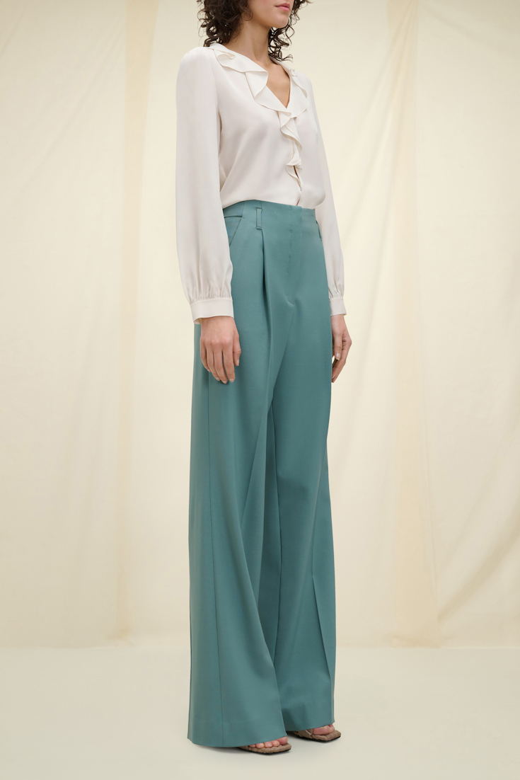 FLUID VOLUMES blouse