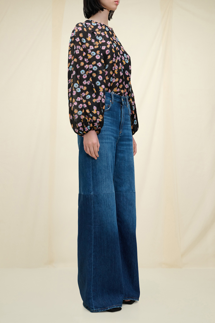STRUCTURED VOLUMES blouse