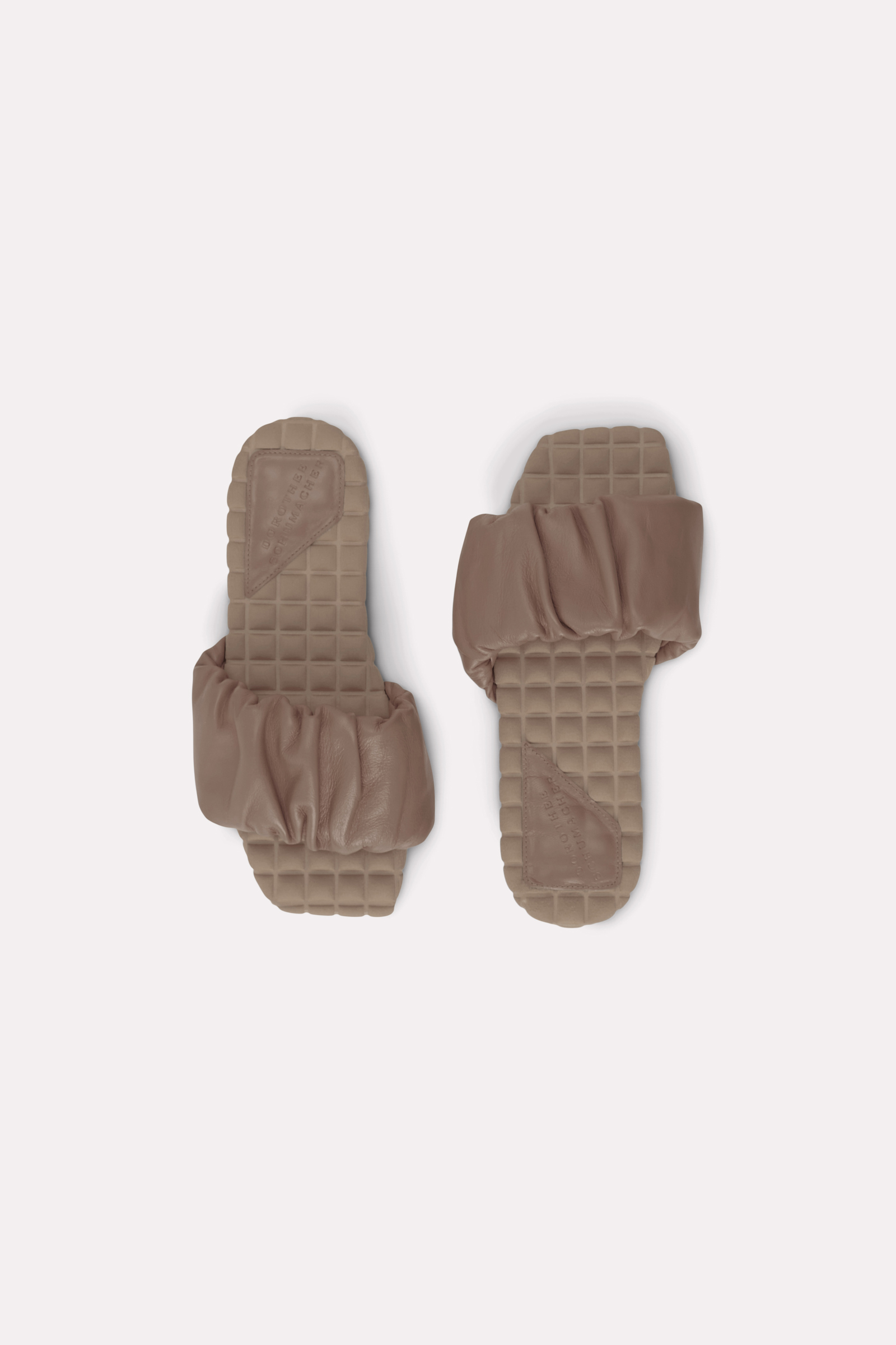 SPORTY FEMININITY sandal flat