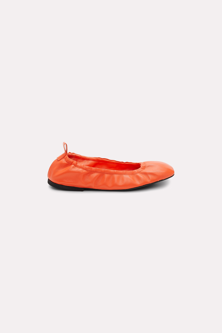 SPORTY FEMININITY Folding Ballerina