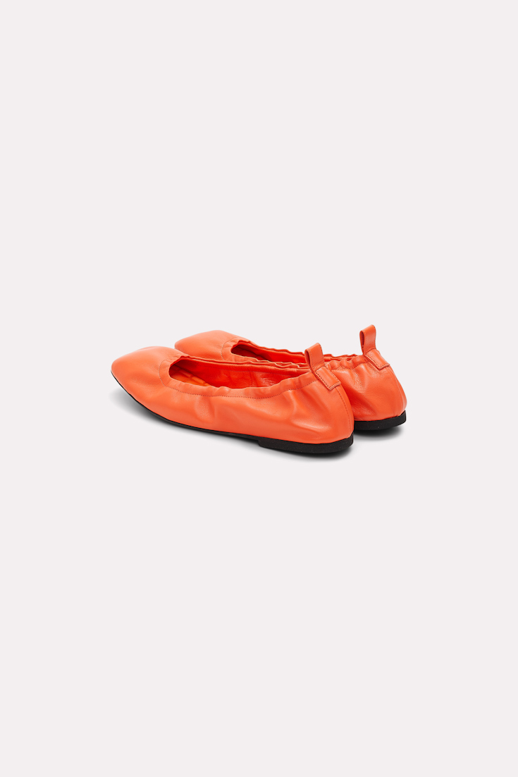 SPORTY FEMININITY Folding Ballerina