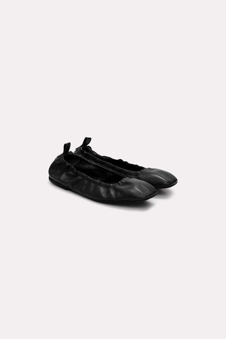 SPORTY FEMININITY Folding Ballerina