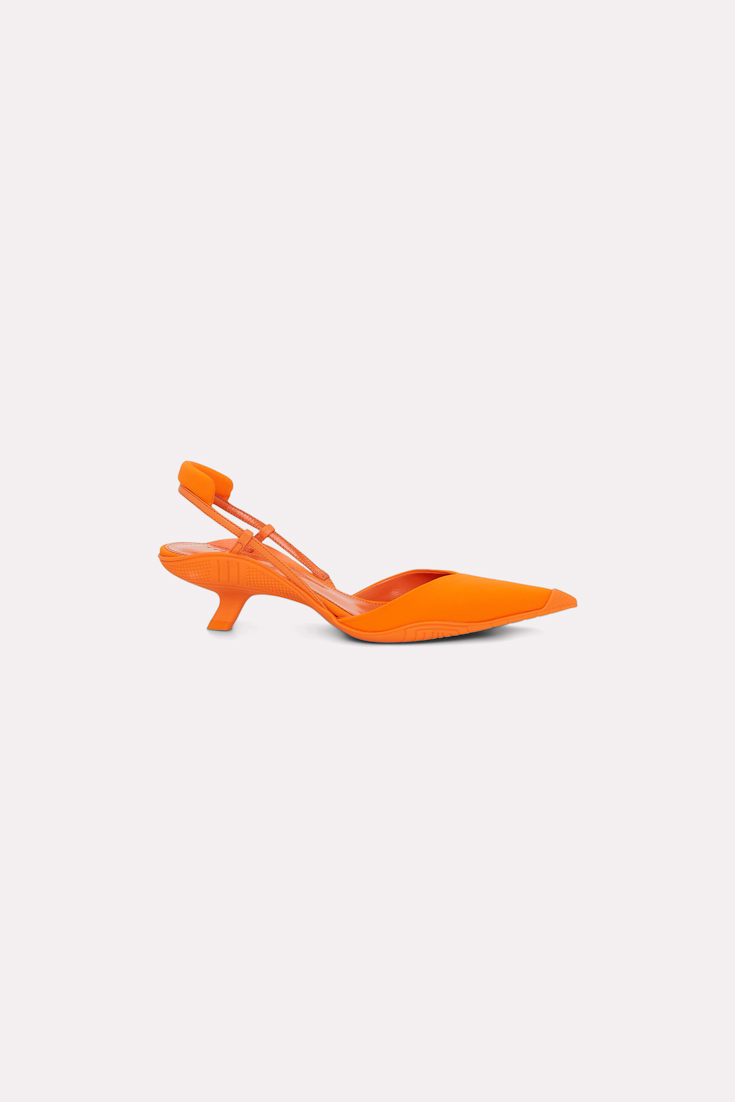 SPORTY CHIC Kitten Heel