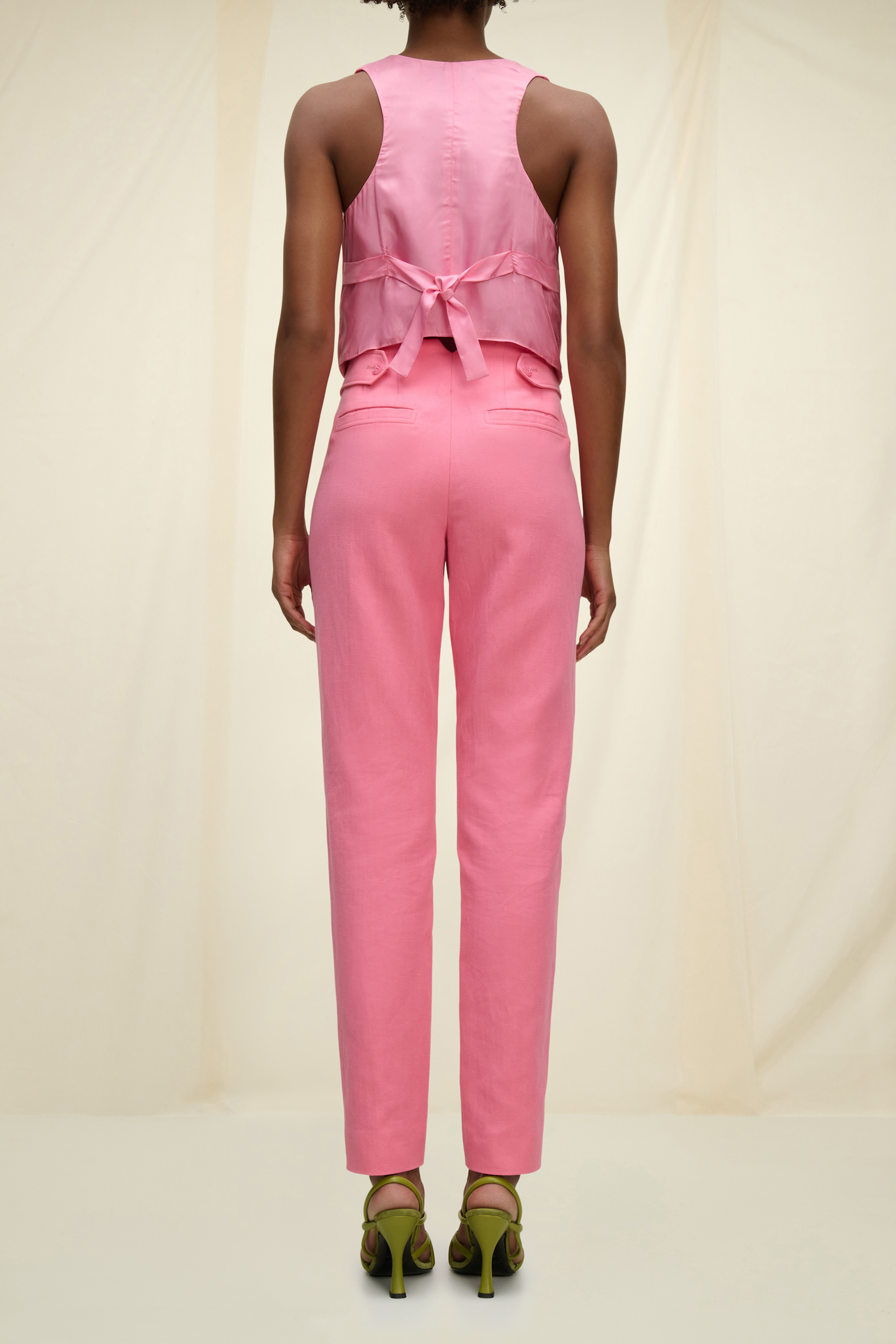 COLORFUL LIGHTNESS vest