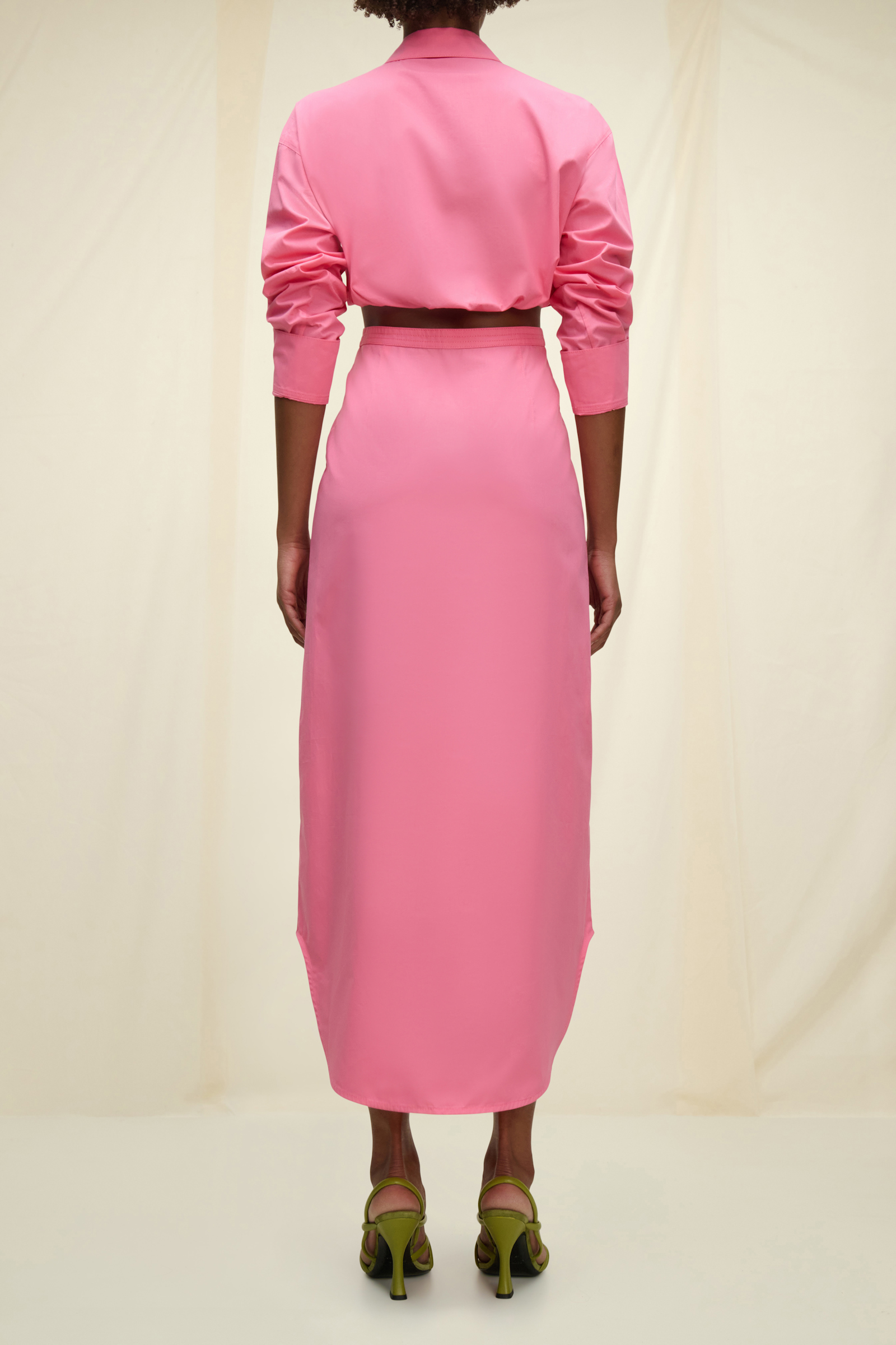 Dorothee Schumacher Hemdblusenkleid aus Baumwolle mit cut-out bright pink