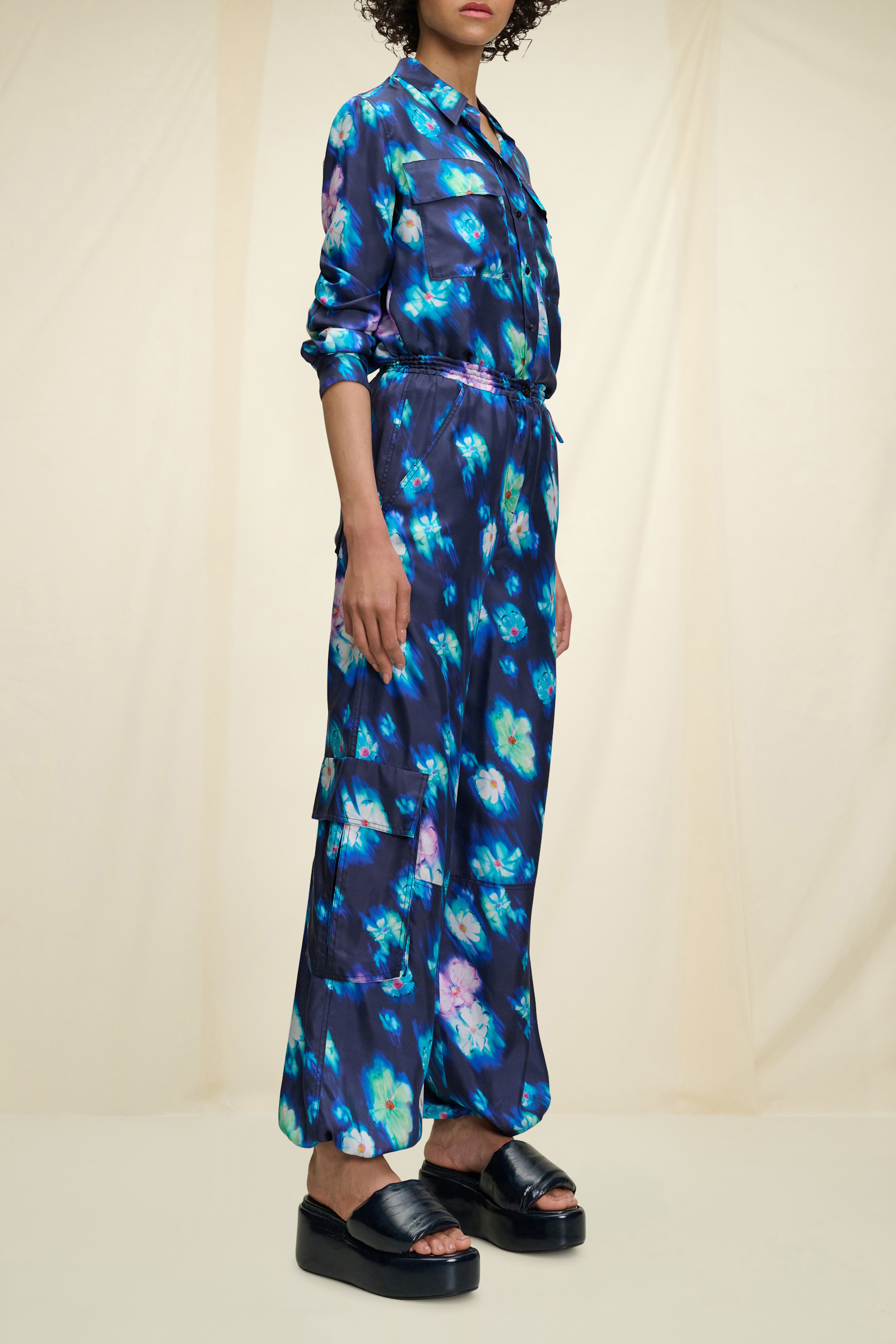 NEON FLORALS pants