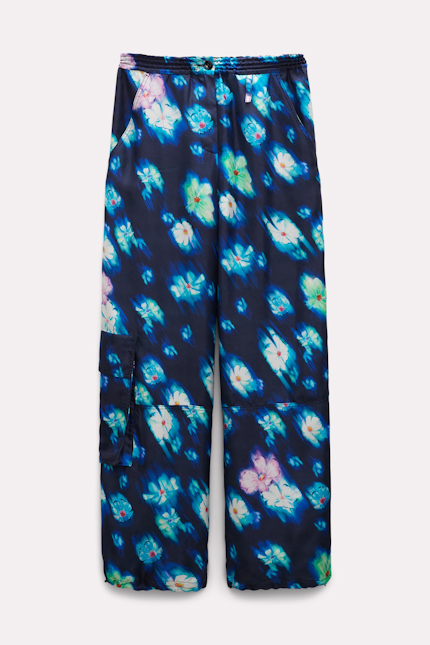 NEON FLORALS pants Dorothee Schumacher Cargohose mit floralem Neon Print aus Seidentwill colorful flowers
