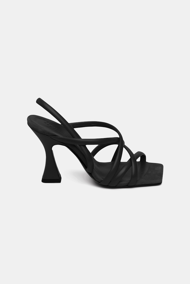 Dorothee Schumacher Puffed leather sandals with louis heel pure black