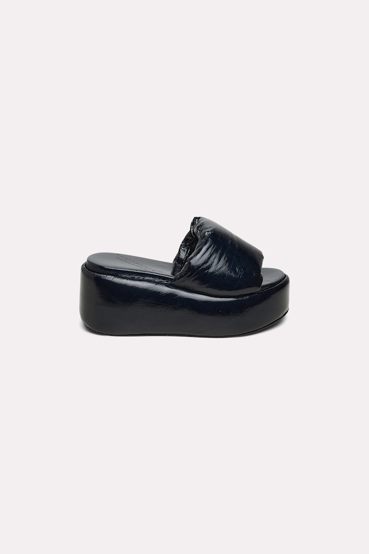 EDGY SIMPLICITY flatform