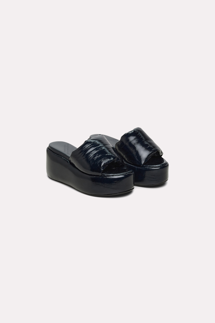 EDGY SIMPLICITY flatform