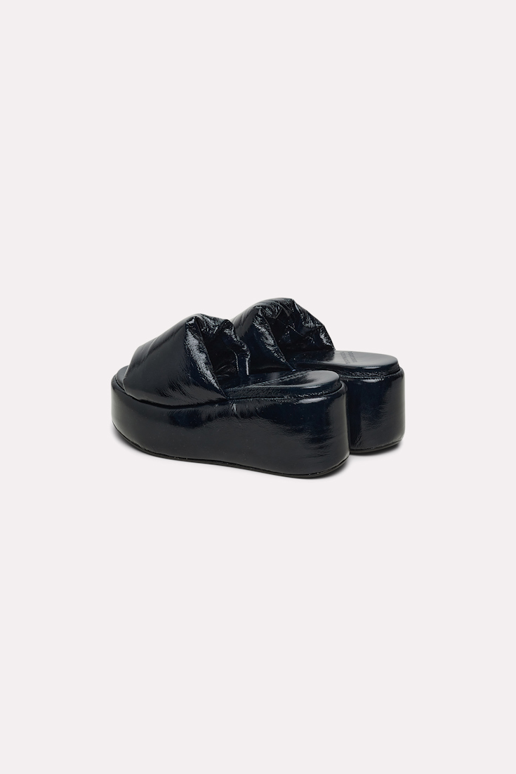 EDGY SIMPLICITY flatform