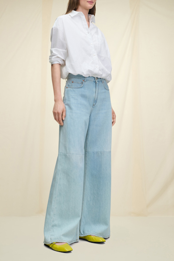 EDGY SIMPLICITY Ballerina