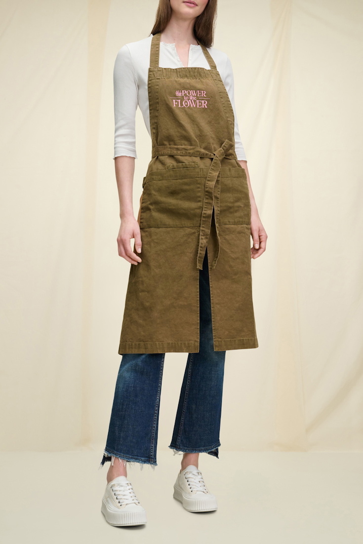 Power to the flower apron
