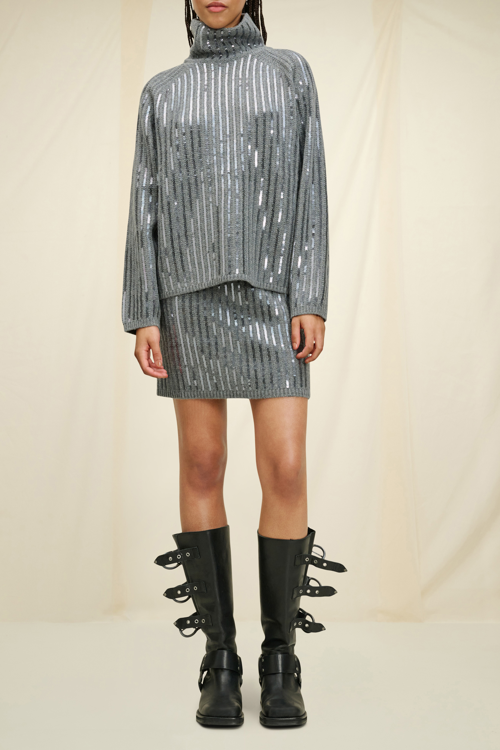 Dorothee Schumacher Mini skirt with sequins true grey