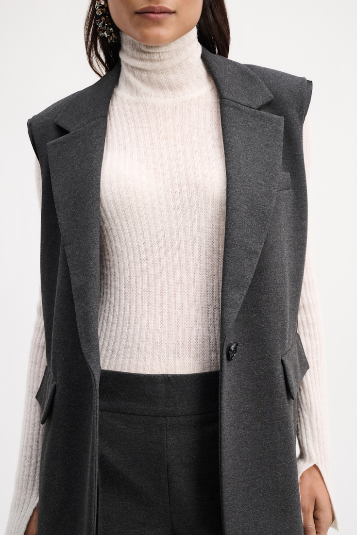 SHEER SOFTNESS pullover