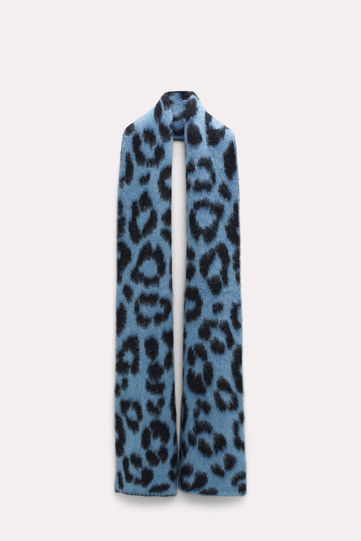 Dorothee Schumacher Scarf with a leopard print pattern blue black mix