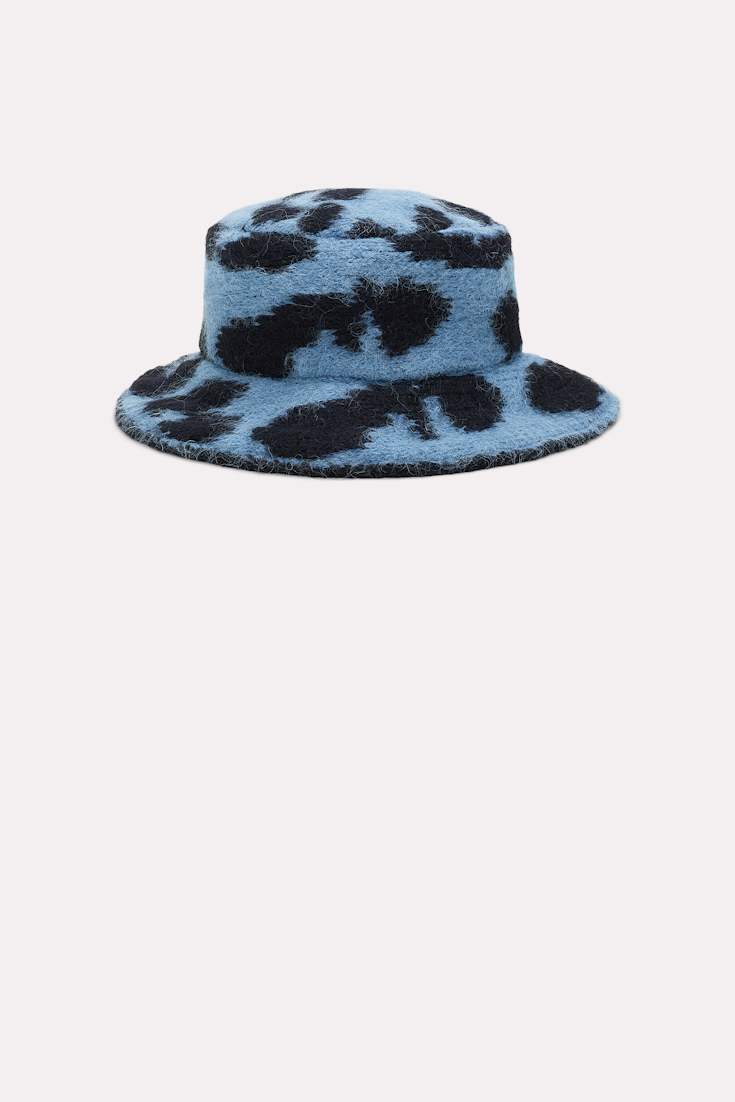 Dorothee Schumacher Hat with a leopard print pattern blue black mix