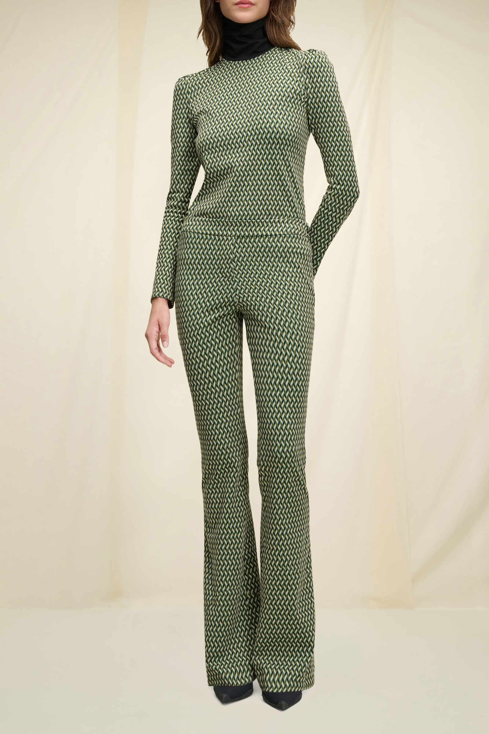 GRAPHIC STATEMENT pants