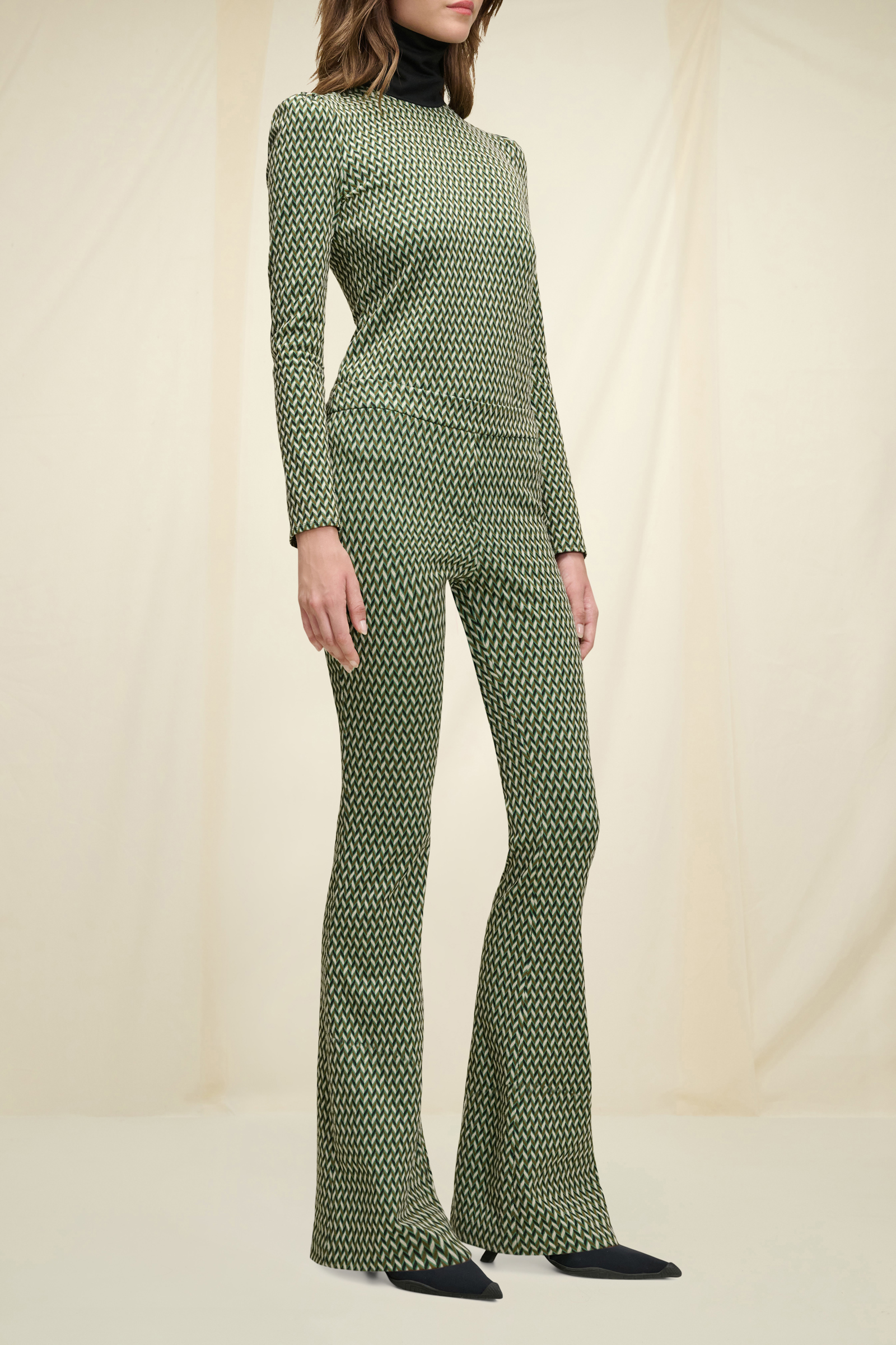 GRAPHIC STATEMENT pants