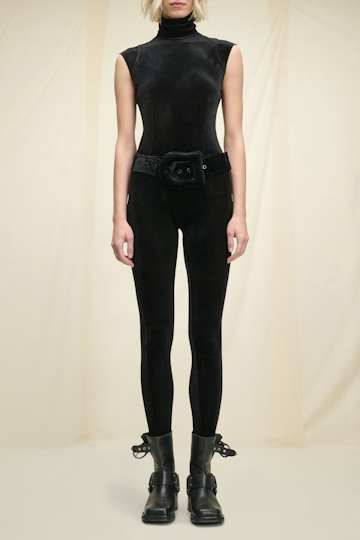 SOFT ELEGANCE top