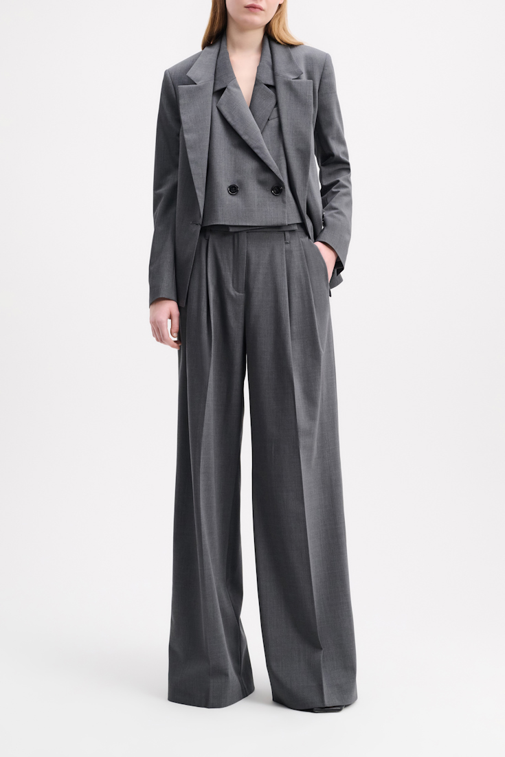 MODERN SOPHISTICATION waistcoat