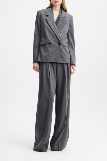 MODERN SOPHISTICATION jacket