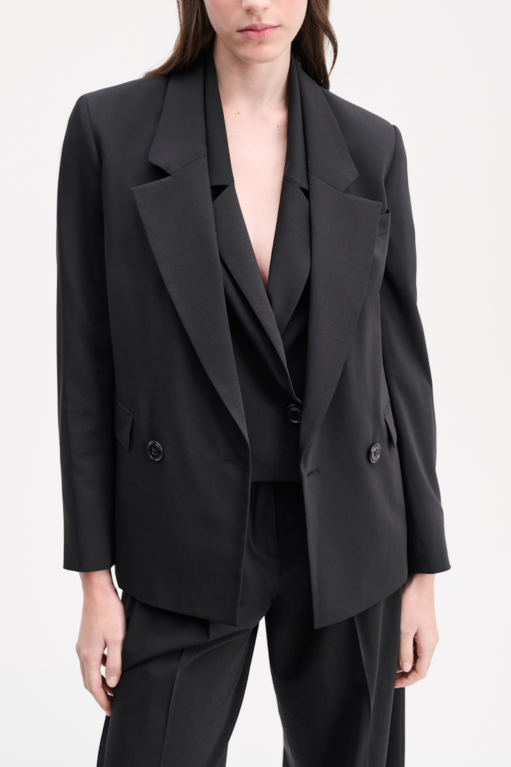 MODERN SOPHISTICATION jacket