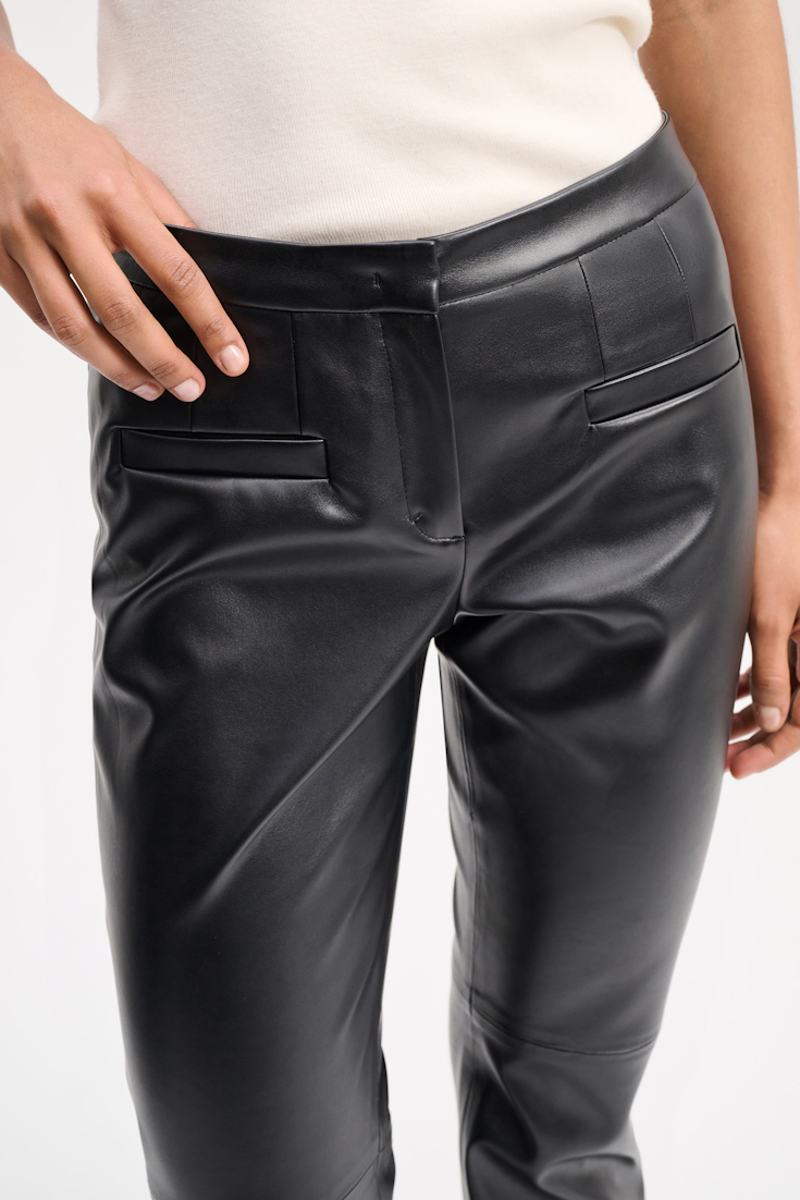 SLEEK COMFORT pants