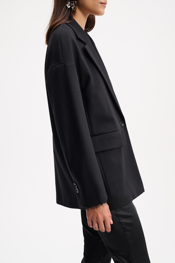 EMOTIONAL ESSENCE I jacket