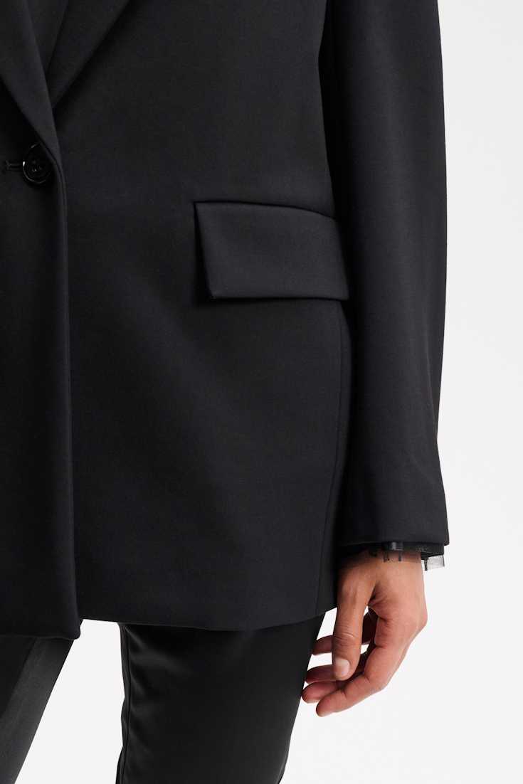 EMOTIONAL ESSENCE I jacket