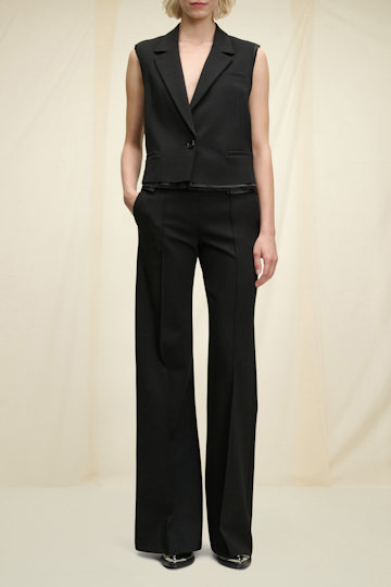EMOTIONAL ESSENCE I vest