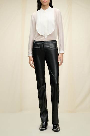 PLAYFUL LIGHTNESS blouse