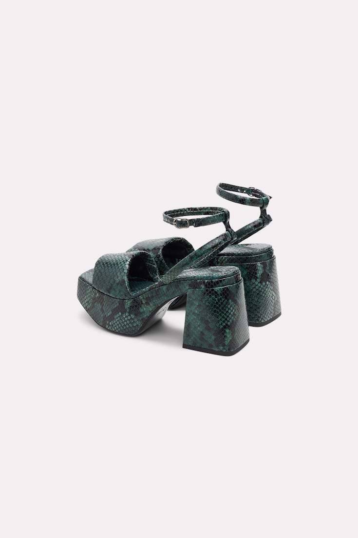 EXOTIC COOLNESS plato sandal