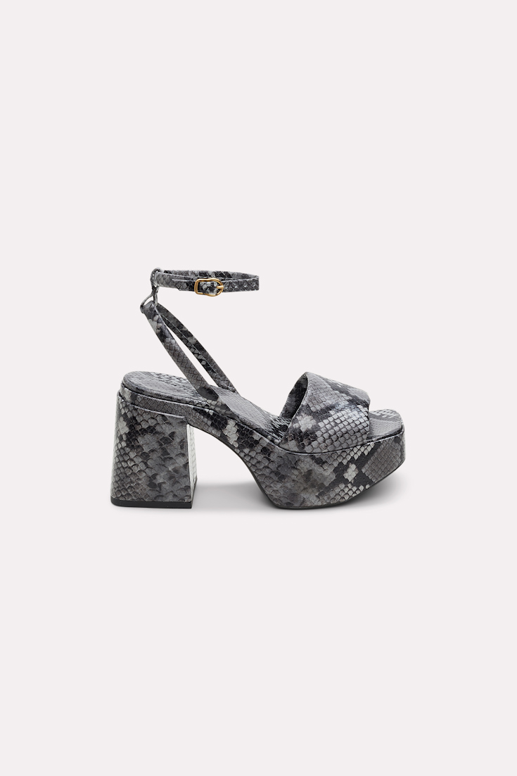 EXOTIC COOLNESS plato sandal