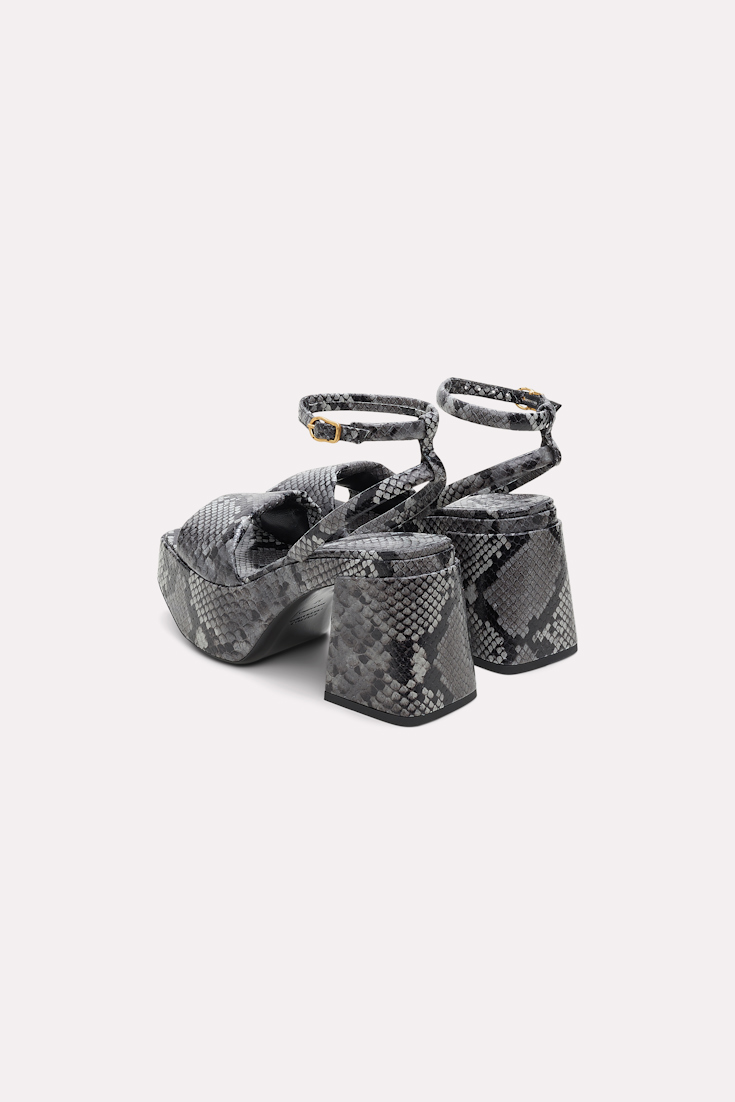 EXOTIC COOLNESS plato sandal