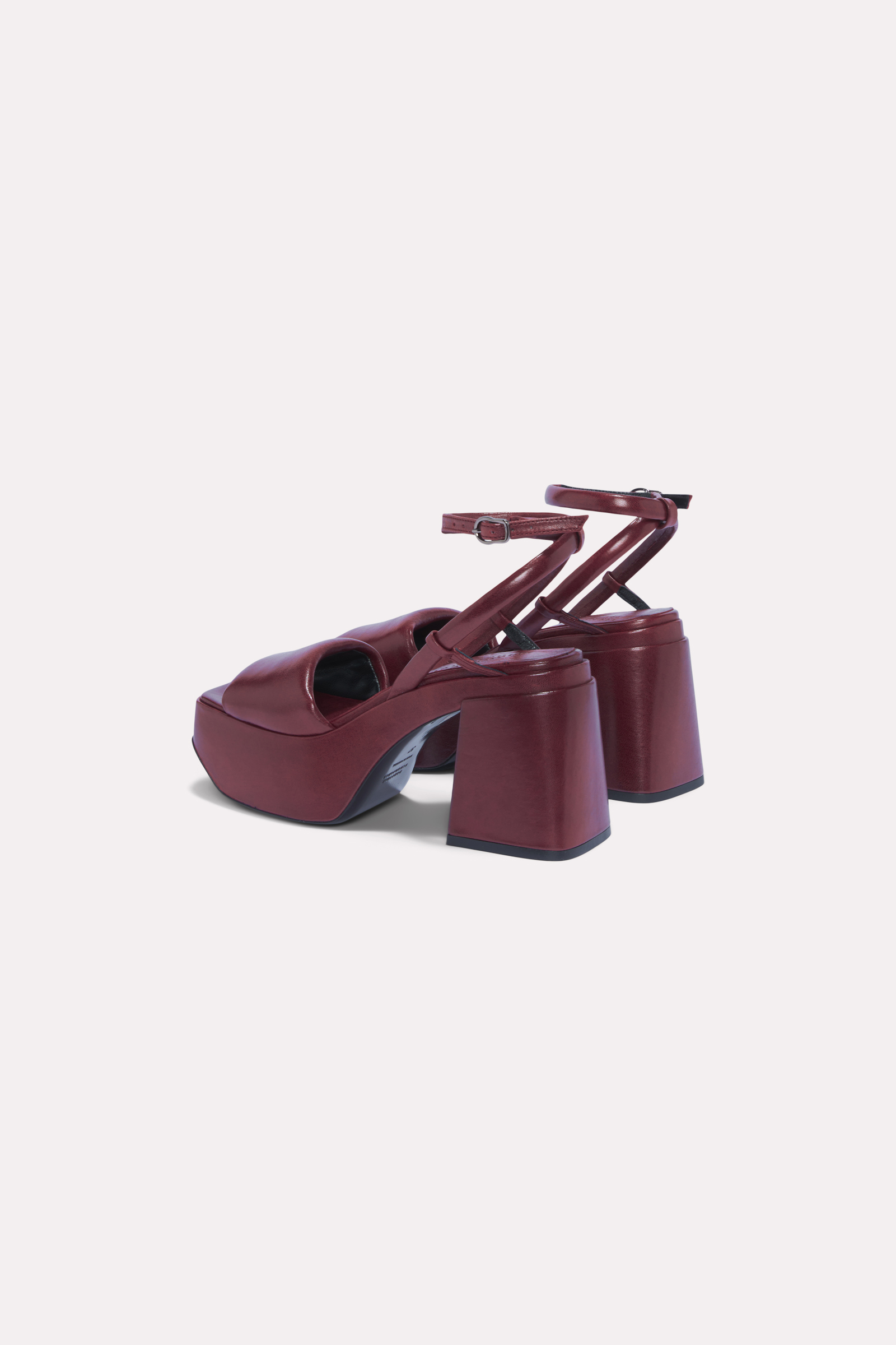 SHINY MOMENTS platform sandal