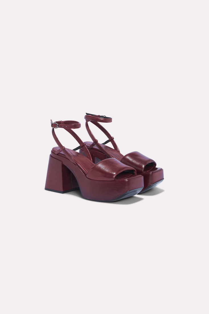 SHINY MOMENTS platform sandal