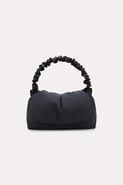 PADDED POWER handbag Dorothee Schumacher Schultertasche aus gepolstertem Nylon pure black