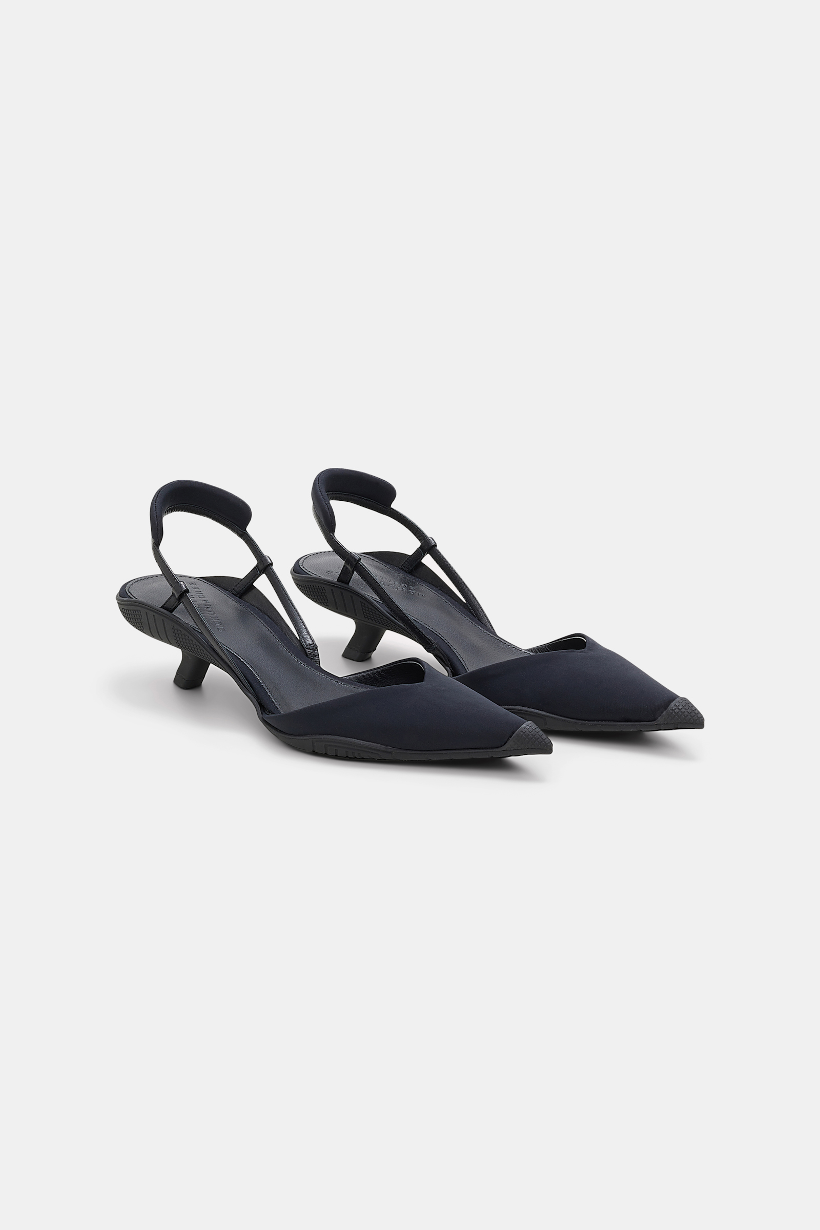 Dorothee Schumacher Sporty kitten heel pure black