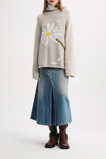 COZY DAISY pullover